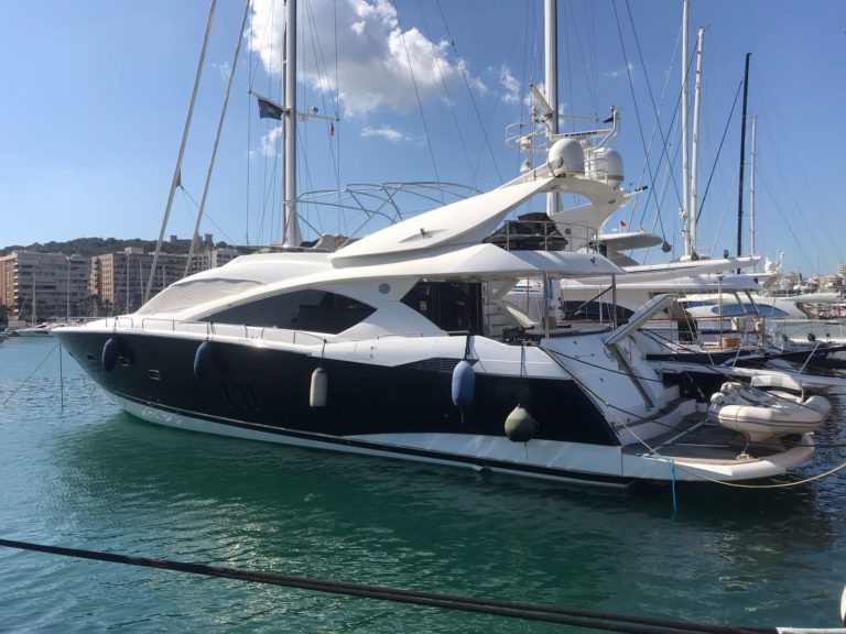 Яхты моторные sunseeker